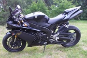 Yamaha YZF R1 2007-3900$ 